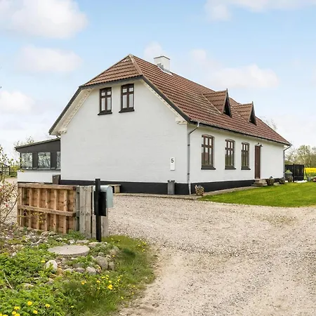 Beautiful In With Wifi And 4 Bedrooms Holiday home Bedsted Thy